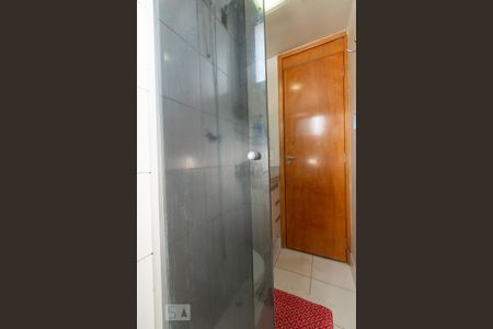 Apartamento para alugar com 52m², 2 quartos e 1 vaga Apartamento para alugar com 52m², 2 quartos e 1 vagaBanheiro da Suíte