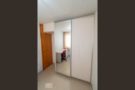Apartamento para alugar com 52m², 2 quartos e 1 vaga Apartamento para alugar com 52m², 2 quartos e 1 vagaDetalhe do Quarto 1