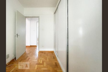 Quarto 1 de apartamento para alugar com 2 quartos, 93m² em Pinheiros, São Paulo