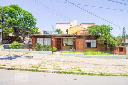 Casa à venda com 300m², 3 quartos e 2 vagasFachada