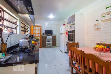 Casa à venda com 300m², 3 quartos e 2 vagasCozinha