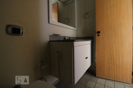 Banheiro de apartamento para alugar com 1 quarto, 38m² em Brooklin Paulista, São Paulo