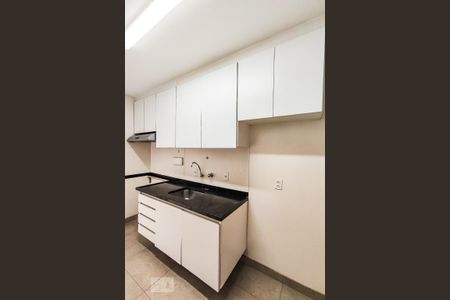 Apartamento para alugar com 100m², 3 quartos e 2 vagasCozinha