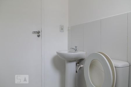 Apartamento para alugar com 55m², 2 quartos e 1 vaga Apartamento para alugar com 55m², 2 quartos e 1 vagaBanheiro