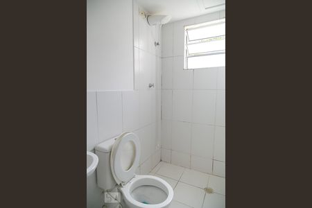 Apartamento para alugar com 55m², 2 quartos e 1 vaga Apartamento para alugar com 55m², 2 quartos e 1 vagaBanheiro