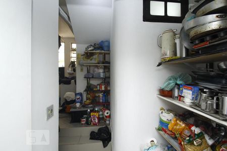 Casa à venda com 206m², 3 quartos e sem vagaDespensa