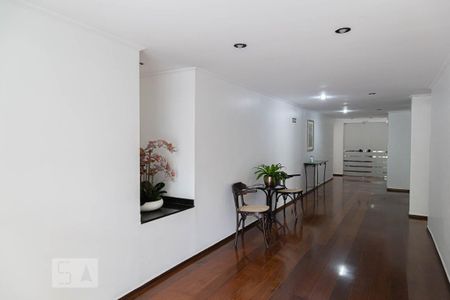 Apartamento à venda com 60m², 2 quartos e 1 vaga Apartamento à venda com 60m², 2 quartos e 1 vagaHall de Entrada