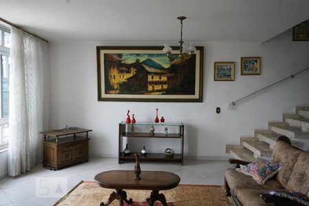 Sala de casa à venda com 3 quartos, 268m² em Vila Ipojuca, São Paulo