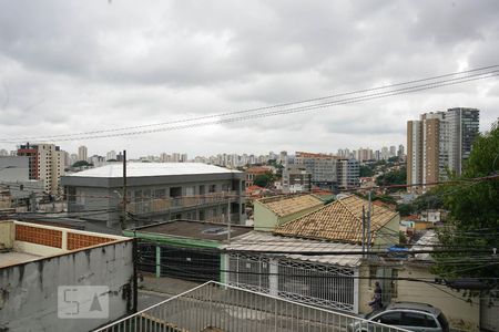Vista de casa à venda com 3 quartos, 268m² em Vila Ipojuca, São Paulo