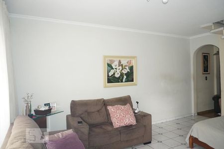 Sala de casa à venda com 2 quartos, 120m² em Vila Araguaia, São Paulo