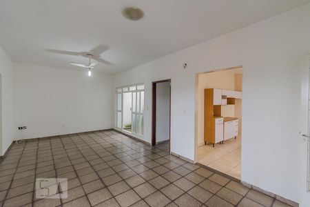 Sala de casa à venda com 3 quartos, 220m² em Jardim Carlos Lourenço, Campinas