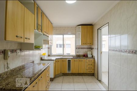 Apartamento para alugar com 72m², 2 quartos e 1 vagaCozinha