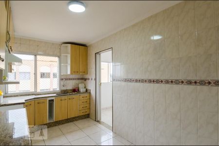 Apartamento para alugar com 72m², 2 quartos e 1 vagaCozinha