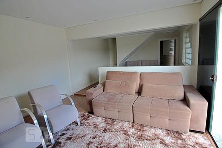 Sala de casa para alugar com 4 quartos, 210m² em Parque das Américas, Mauá