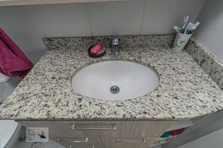 Apartamento à venda com 73m², 3 quartos e 1 vagaBanheiro Social