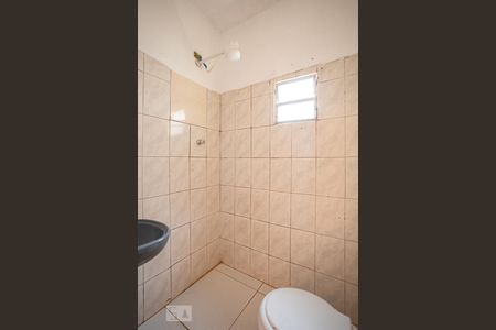 Banheiro de casa para alugar com 1 quarto, 35m² em Padroeira, Osasco