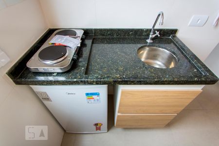 Quarto/Cozinha de kitnet/studio para alugar com 1 quarto, 10m² em Vila São Pedro, Santo André