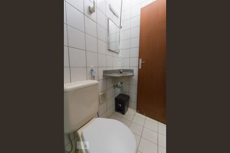 Studio para alugar com 27m², 1 quarto e sem vaga Studio para alugar com 27m², 1 quarto e sem vagaBanheiro