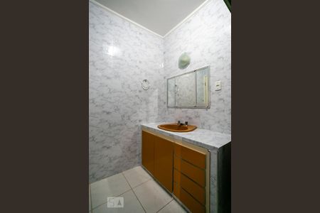 Casa à venda com 150m², 3 quartos e 1 vaga Casa à venda com 150m², 3 quartos e 1 vagaBanheiro da Suíte