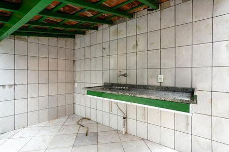 Casa à venda com 150m², 3 quartos e 1 vaga Casa à venda com 150m², 3 quartos e 1 vagaÁrea de churrasqueira