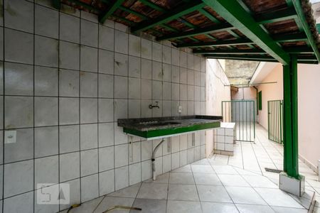 Casa à venda com 150m², 3 quartos e 1 vaga Casa à venda com 150m², 3 quartos e 1 vagaÁrea de churrasqueira