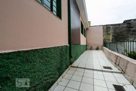 Casa à venda com 150m², 3 quartos e 1 vaga Casa à venda com 150m², 3 quartos e 1 vagaEntrada