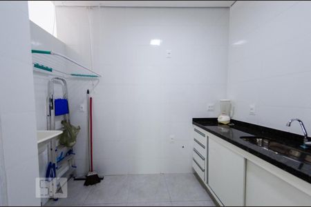 Apartamento para alugar com 30m², 1 quarto e sem vagaCozinha e área de serviço