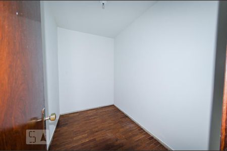 Apartamento à venda com 242m², 4 quartos e 2 vagasQuarto de serviço