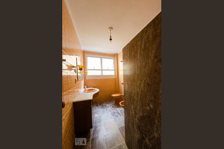 Apartamento à venda com 242m², 4 quartos e 2 vagasBanheiro social