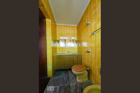 Apartamento à venda com 242m², 4 quartos e 2 vagasBanheiro da suíte