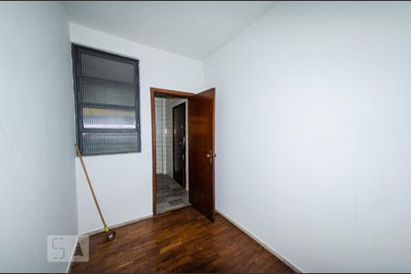 Apartamento à venda com 242m², 4 quartos e 2 vagasQuarto de serviço