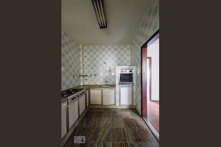 Apartamento à venda com 242m², 4 quartos e 2 vagasCozinha