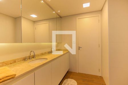 Apartamento para alugar com 238m², 4 quartos e 4 vagasBanheiro da Suíte 3