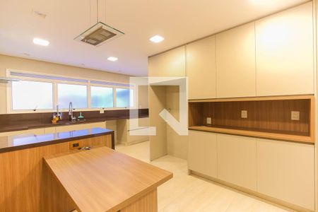 Apartamento para alugar com 238m², 4 quartos e 4 vagasCozinha