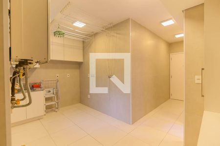 Apartamento para alugar com 238m², 4 quartos e 4 vagasÁrea de Serviço