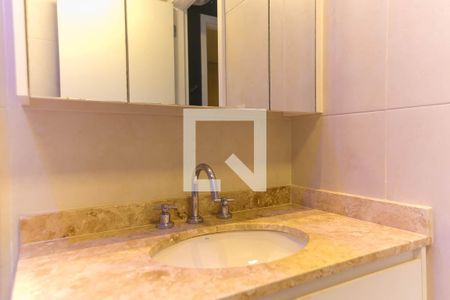 Apartamento para alugar com 238m², 4 quartos e 4 vagasBanheiro da Suíte 1