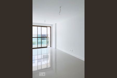 Sala  de apartamento para alugar com 2 quartos, 117m² em Recreio dos Bandeirantes, Rio de Janeiro
