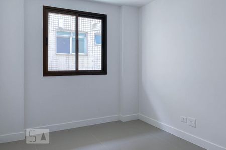 Apartamento à venda com 117m², 2 quartos e 1 vagaSuíte 1