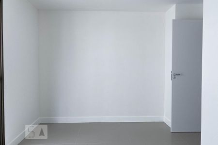 Apartamento à venda com 117m², 2 quartos e 1 vagaSuíte 2