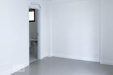 Apartamento à venda com 117m², 2 quartos e 1 vagaSuíte 2