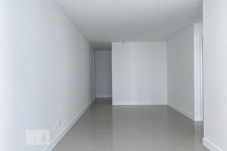 Sala  de apartamento para alugar com 2 quartos, 117m² em Recreio dos Bandeirantes, Rio de Janeiro