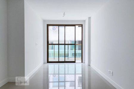 Sala  de apartamento para alugar com 2 quartos, 117m² em Recreio dos Bandeirantes, Rio de Janeiro