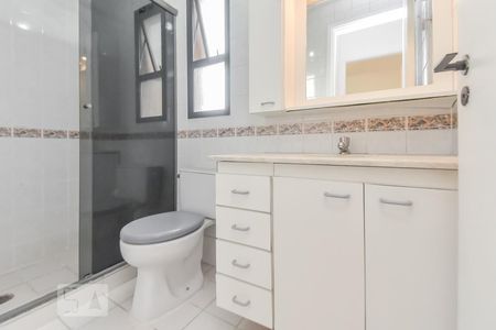 Banheiro de apartamento para alugar com 1 quarto, 30m² em Higienópolis, São Paulo