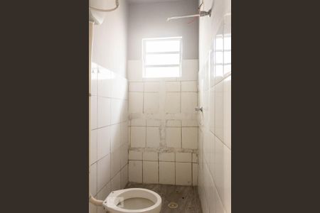 Casa à venda com 300m², 6 quartos e sem vaga Casa à venda com 300m², 6 quartos e sem vagaBanheiro Casa 3