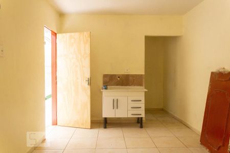 Casa à venda com 300m², 6 quartos e sem vaga Casa à venda com 300m², 6 quartos e sem vagaCozinha Casa 2