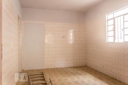 Casa à venda com 300m², 6 quartos e sem vaga Casa à venda com 300m², 6 quartos e sem vagaQuarto Casa 3