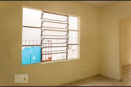 Casa à venda com 300m², 6 quartos e sem vaga Casa à venda com 300m², 6 quartos e sem vagaQuarto Casa 2