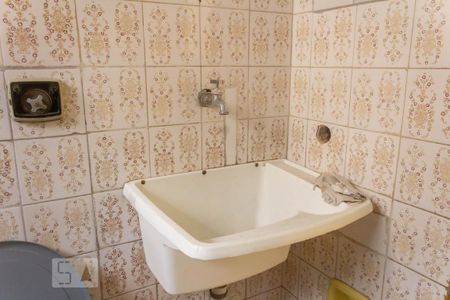 Casa à venda com 300m², 6 quartos e sem vaga Casa à venda com 300m², 6 quartos e sem vagaBanheiro Casa 2