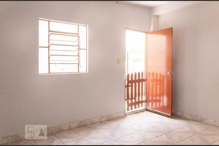 Quarto Casa 1 de casa à venda com 6 quartos, 300m² em Vila Patrimonial, São Paulo