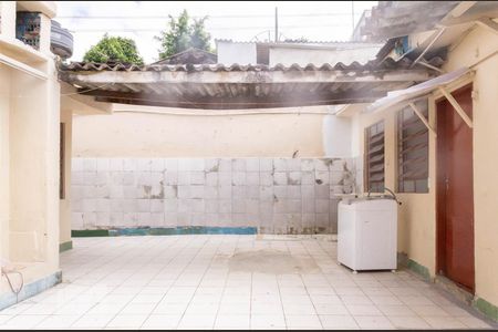 Casa à venda com 300m², 6 quartos e sem vagaÁrea comum